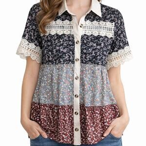 Made With Love Floral Collared Button Down Top | Size M | NWT